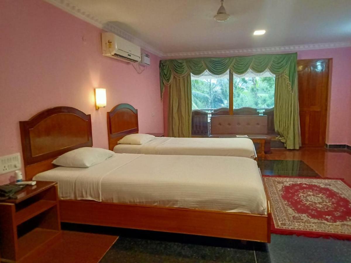 Sea Breeze Beach Resort Mahabalipuram Exterior photo